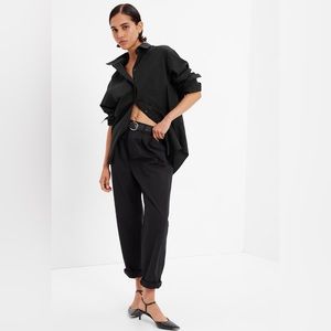 Gap organic cotton big shirt in black xxs